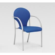 silla tapizada con brazos